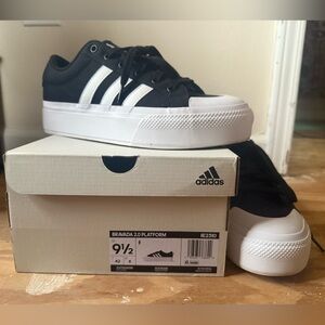 Women’s Adidas Bravada Sneakers 9.5